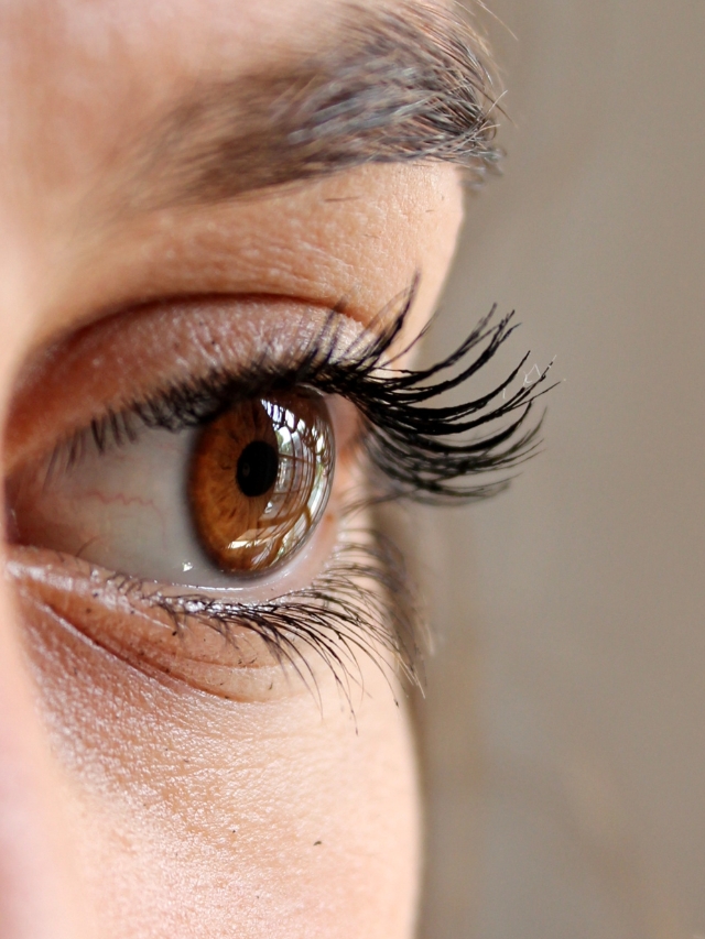 Follow these remedies to improve your eyesight